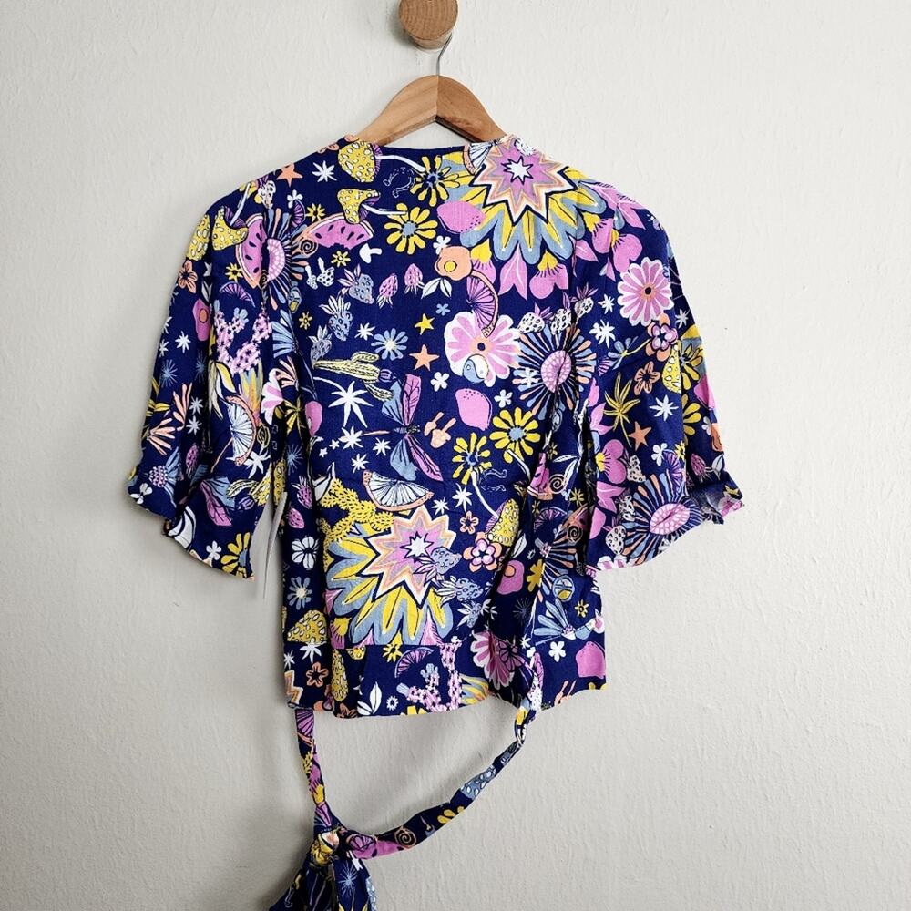 ModCloth Best Is Yet To Come Graphic Print V-Neck Wrap Top Navy Blue XS NWT - Picture 10 of 10